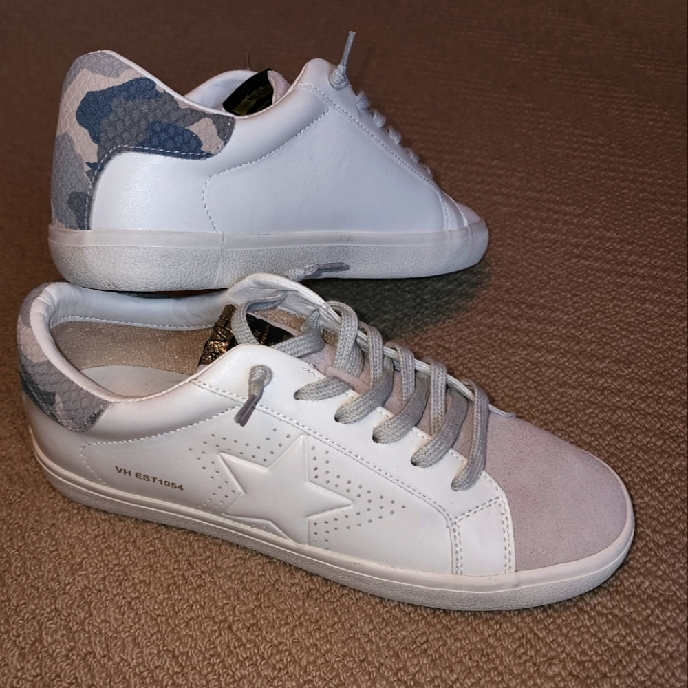 White and Gray Women's Vintage Havana Sneakers